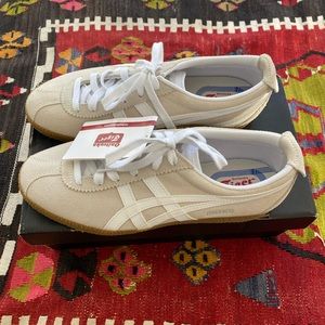 Onitsuka Tiger Mexico Delegation gum sole sneakers